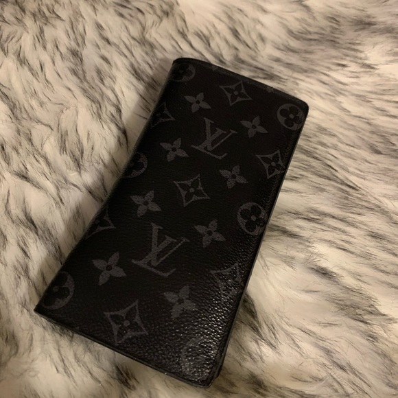 UNISEX Louis Vuitton Monogram Wallet - Picture 2 of 10